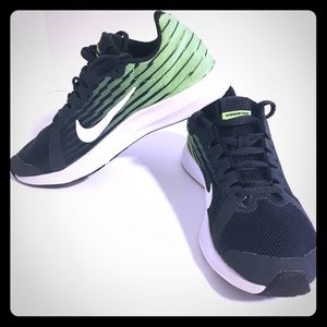 Nike Downshifter 8 Kids Youth Shoes Sz 4.5Y